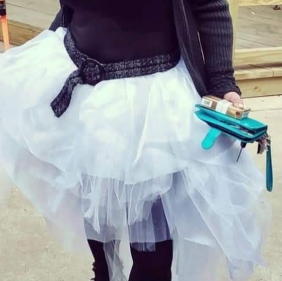 Dresses & Skirts - Ladies tutu